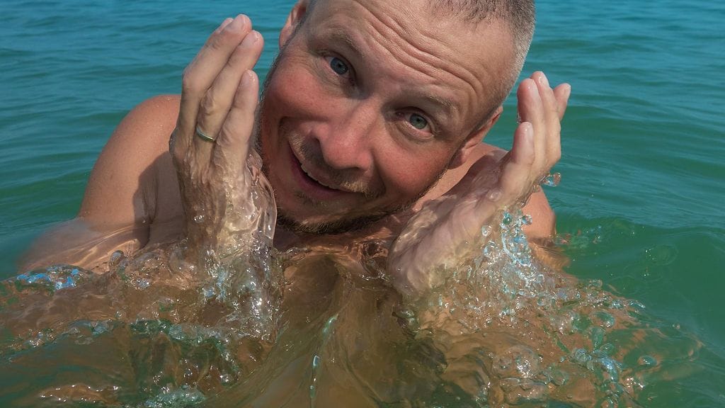 "Uimarin korvaksi" tai "kesäkorvaksi" kutsuttu tila on äkillinen korvakäytävän tulehdus.