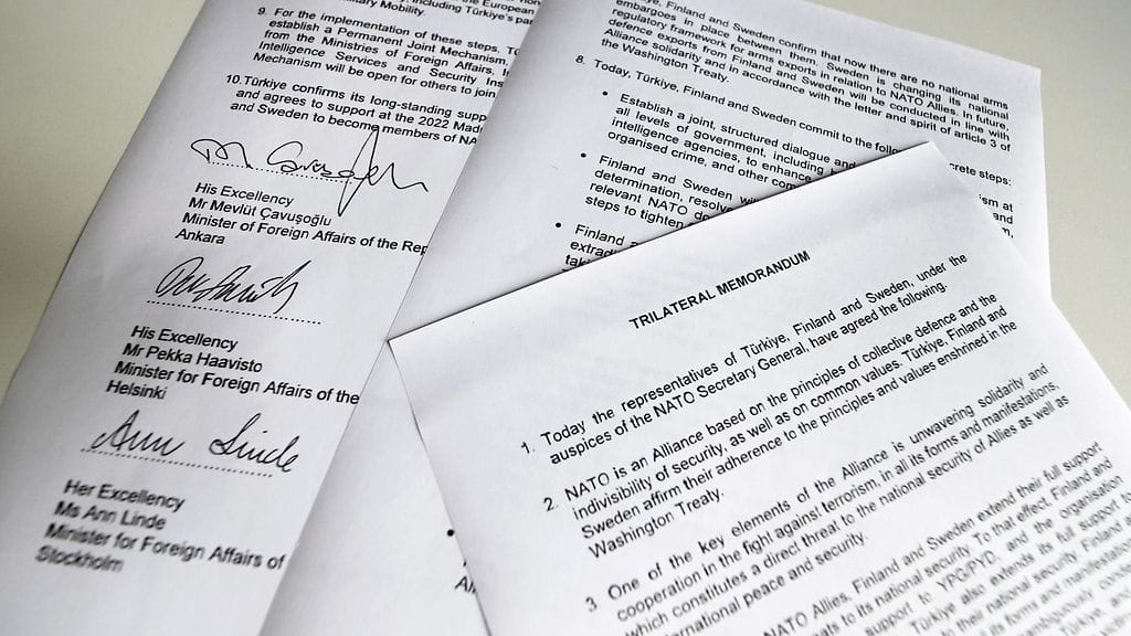 Asiakirjan on allekirjoittanut kolmen sopijamaan ulkoministerit, Suomen osalta Pekka Haavisto.
