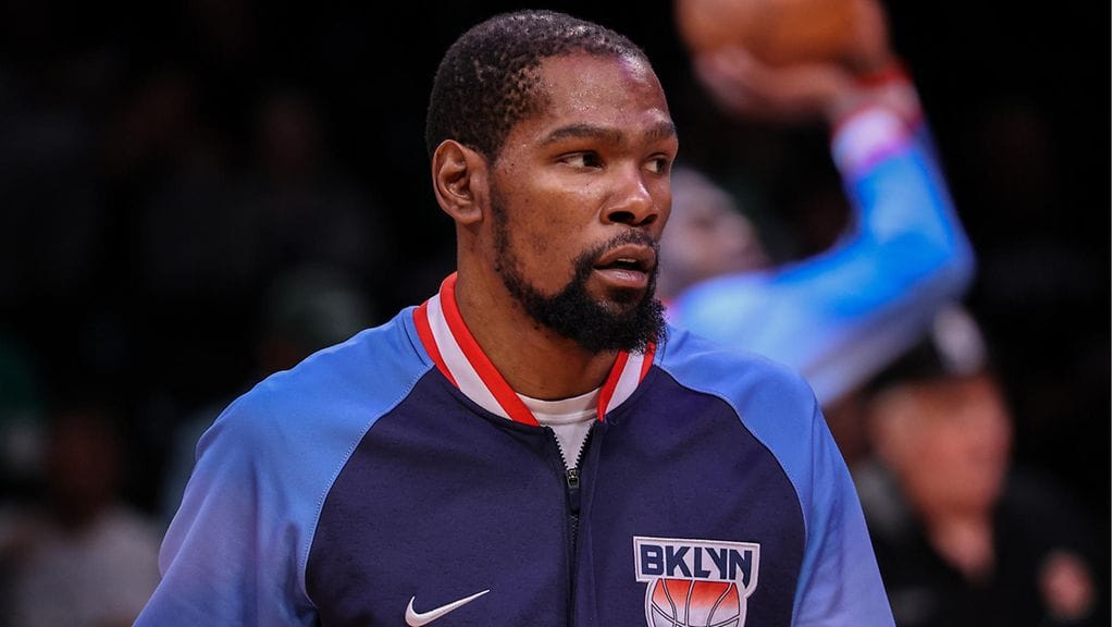 Kevin Durant teki vuosi sitten Brooklyn Netsin kanssa 198 miljoonan dollarin arvoisen nelivuotisen jatkosopimuksen.