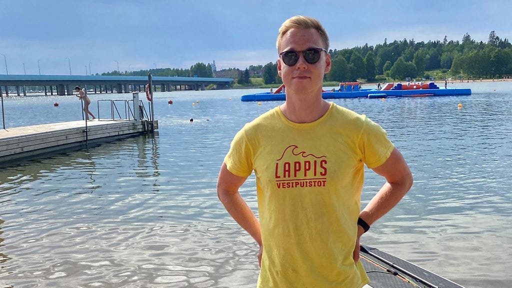 Marko Torila jäi sattumalta ylitöihin. Hän kiittelee myös muiden rannallaolijoiden aktiivista roolia.