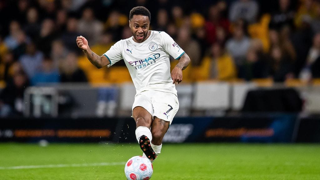 Raheem Sterling on brittimedioiden mukaan siirtymässä Chelseaan.