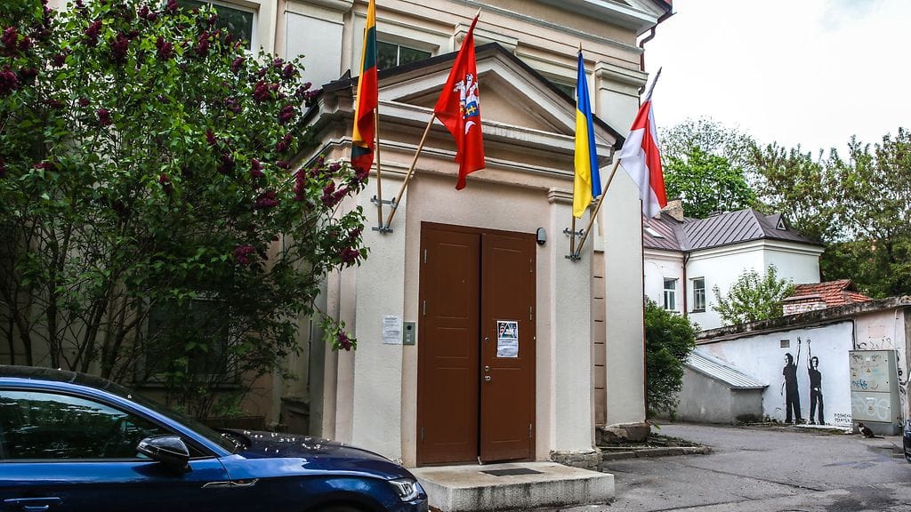 Valko-Venäjä talon julkisivu Vilnassa