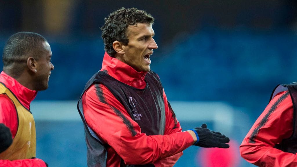 Roman Eremenko on ollut noin puolitoista vuotta ilman seuraa, mutta teki hiljattain huomiota herättäneen esiintymisen Helsingissä.