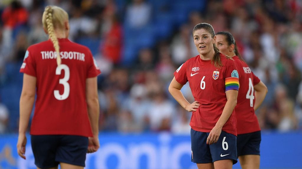 Norja koki historiallisen 0-8-tappion Englannille.