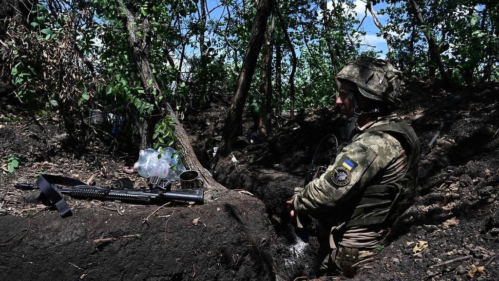 EU:n ulkoministerit ovat sopineet, että Ukrainalle toimitetaan 500 miljoonan euron arvosta sotilasapua.