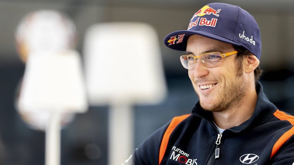 Thierry Neuville on rallin MM-sarjassa toisena.