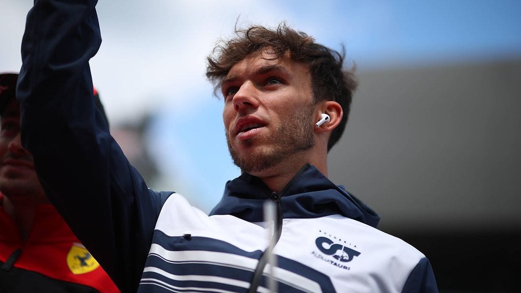 Pierre Gasly syttyi Pyry Salmelan lomakuvista.