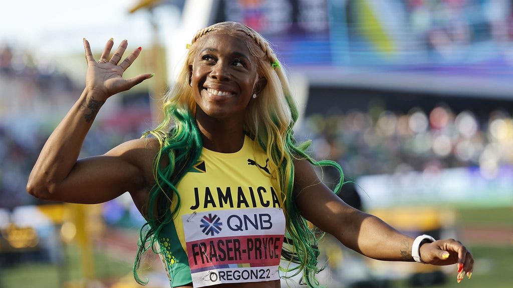 Shelly-Ann Fraser-Pryce oli ylivoimainen naisten sadalla metrillä.