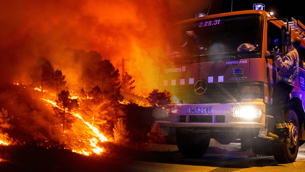 Näin palopelastajat sammuttavat maastopaloja Kataloniassa.