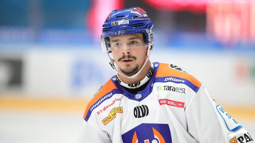 Otso Rantakari edusti viime kaudella Tapparaa ennen siirtymistään Sveitsiin.