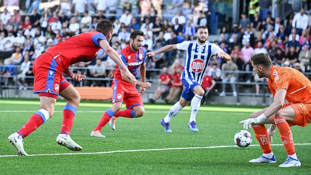 HJK taipui avauskohtaamisessa.