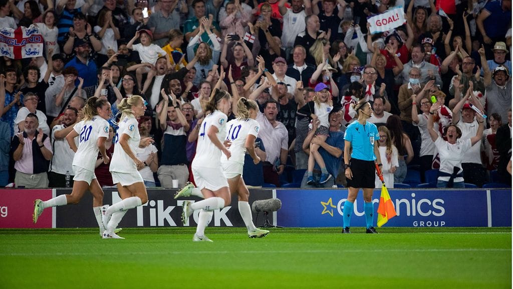 Englanti eteni EM-välieriin kaatamalla Espanjan 2-1 jatkoajan jälkeen.