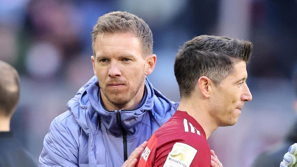 Julian Nagelsmann äimistelee Barcelonan siirtotoimintaa seuran hankittua Robert Lewandoskin isolla rahalla Bayern Münchenistä.