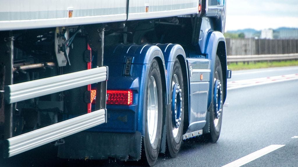 Ajo- ja lepoajoista on syytä pitää kiinni niin kuljettajan oikeuksien kuin muiden tiellä liikkuvien turvallisuuden takia.