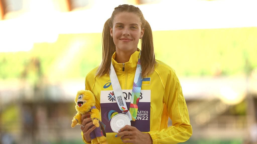 Ukrainan Jaroslava Mahutshik voitti MM-hopeaa Eugenessa.