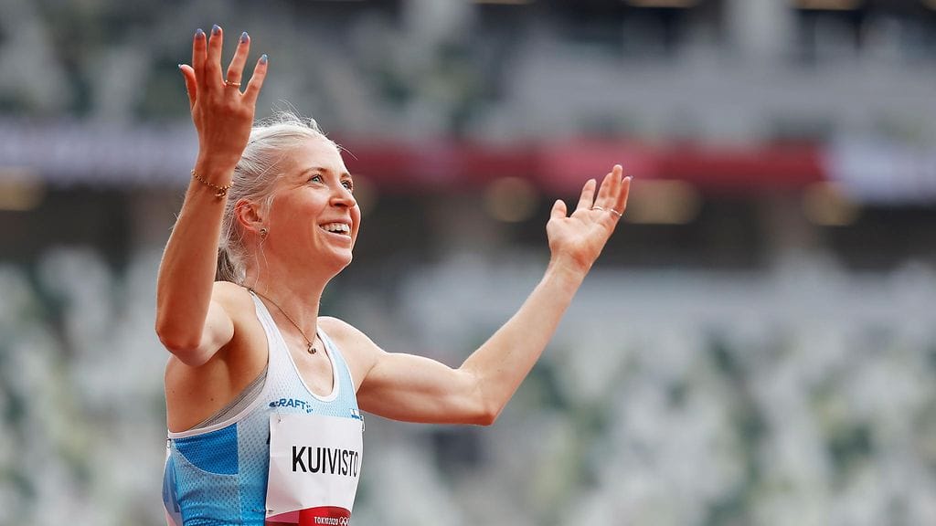 SE-nainen Sara Kuivisto otti paluunsa kunniaksi selvän voiton Jyväskylän Motonet GP:ssä.