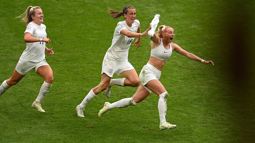 Chloe Kelly on Englannin sankari. Euroopan mestaruus on tullut kotiin.