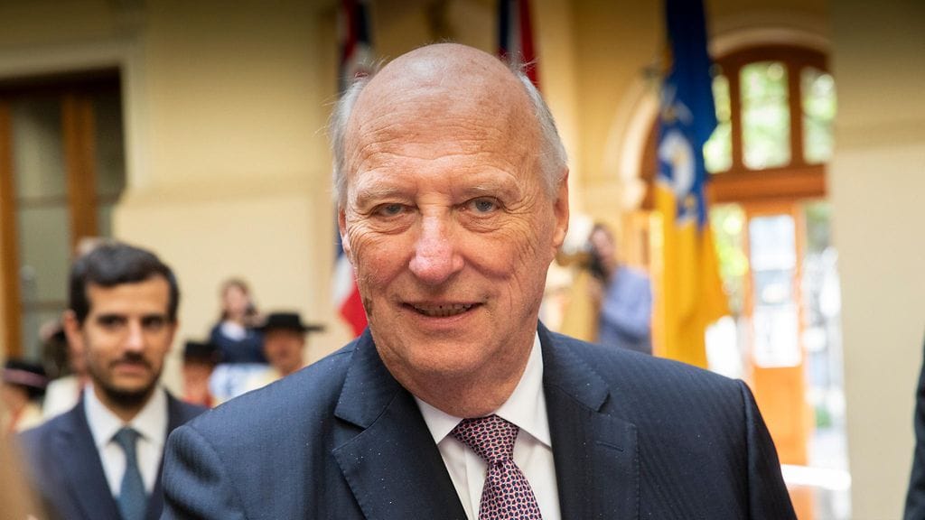 Norjan Kuningas Harald saa pysyvän sydämentahdistimen.