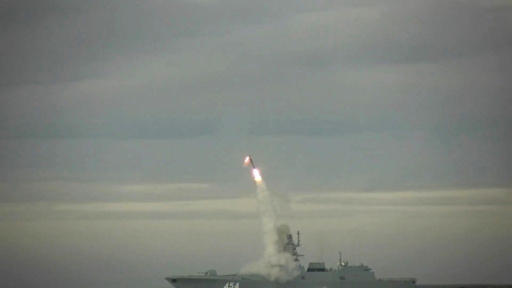 Venäjän puolustusvoimat ampui Zircon cruise- ohjuksen 28. toukokuuta Barentsinmerellä.