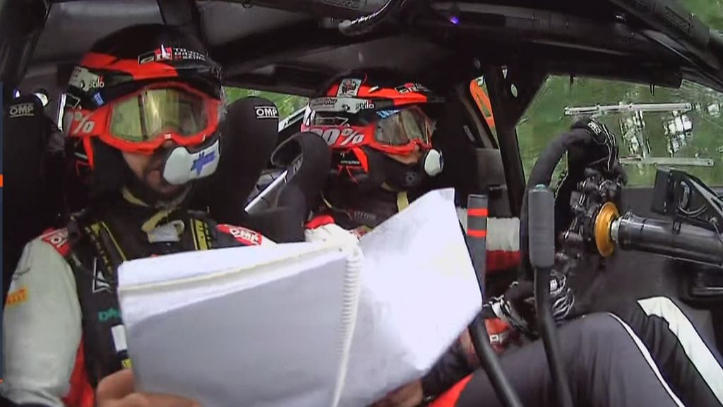 Esapekka Lappi ja Janne Ferm ajoivat maaliin ilman tuulilasia.