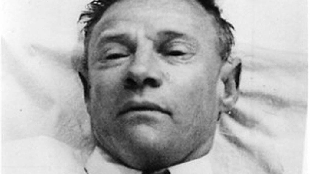 Somertonin miehen ruumis löytyi Etelä-Australiasta Somertonin rannalta Adelainen kaupungista 1. joulukuuta vuonna 1948. Miehen henkilöllisyys ja kuolinsyy ovat olleet vuosikymmenien ajan mysteeri.