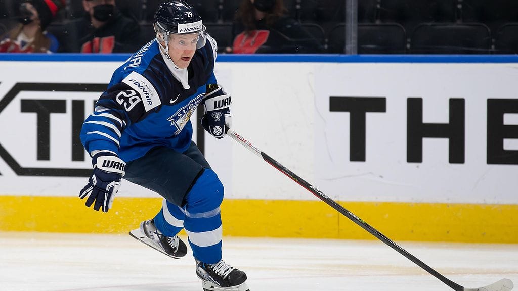 Kasper Simontaival iski voiton ratkaisseen osuman voittomaalikilpailussa.