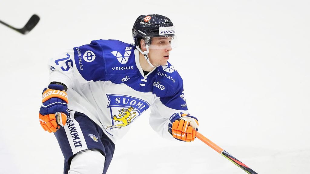 Jere Karjalainen edustaa ensi kaudella Rauman Lukkoa.