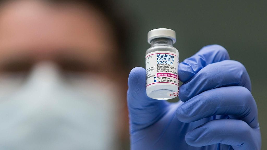 Uusittu koronarokote tehoaa hyvin myös omikronin alavariantteihin. Kuvituskuva.