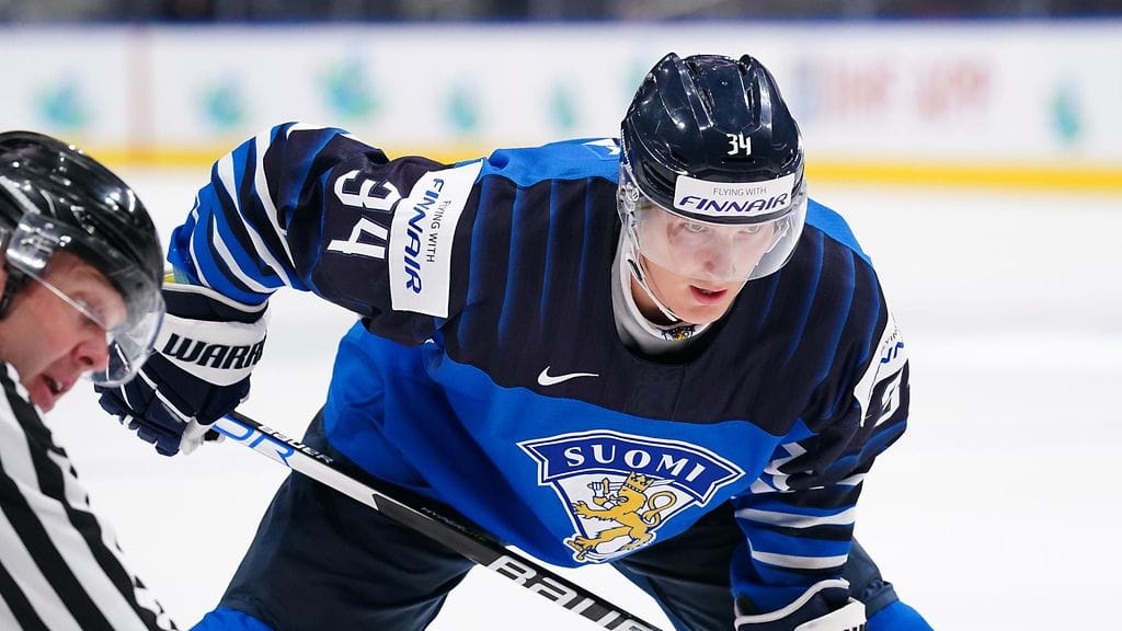 Lohkossaan toiseksi sijoittunut Suomi koki kovia kotijoukkue Kanadaa vastaan.