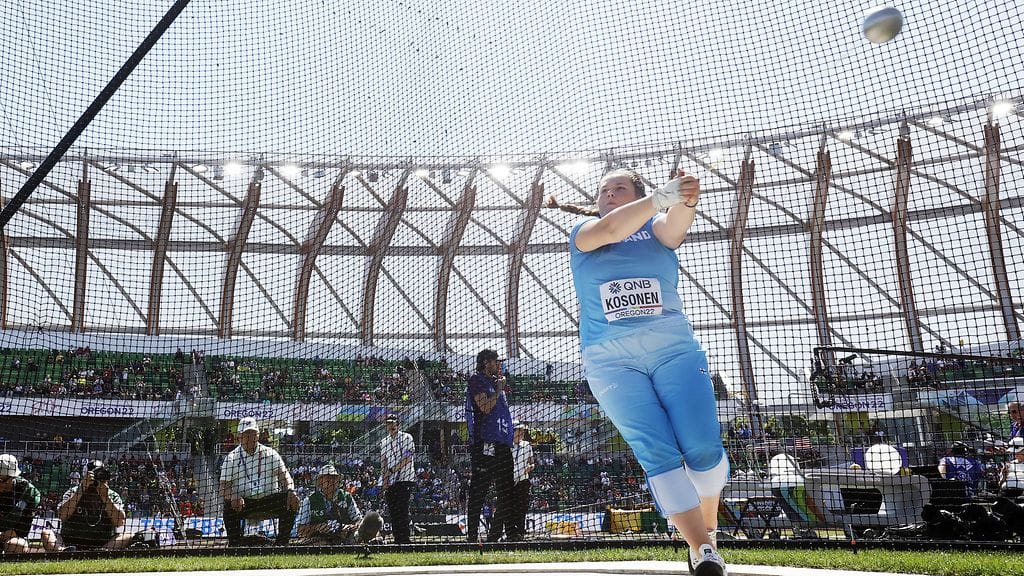 Silja Kosonen läpäisi karsinnan täpärästi. Finaalissa nuori nainen onnistui parantamaan.