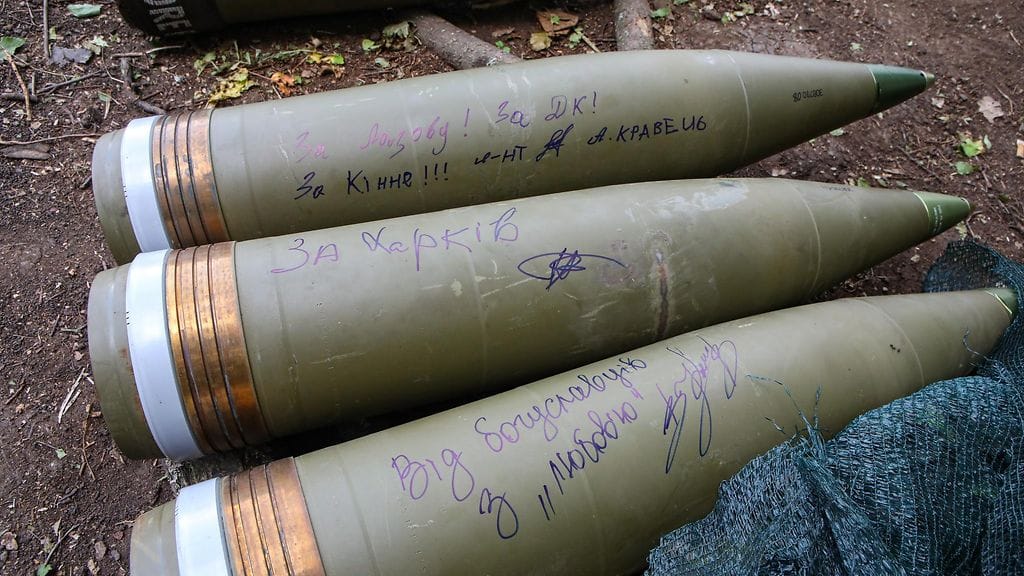 Tykinammuksia ukrainalaisten asemissa Harkovan seudulla heinäkuussa.