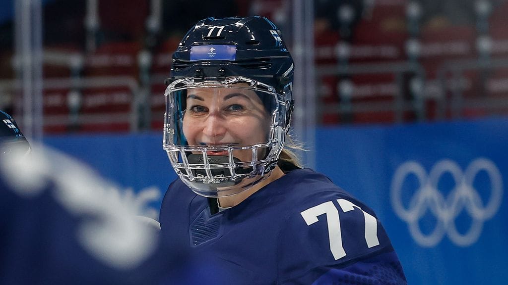 Susanna Tapani on Naisleijonien riveissä jälleen maanantaina.