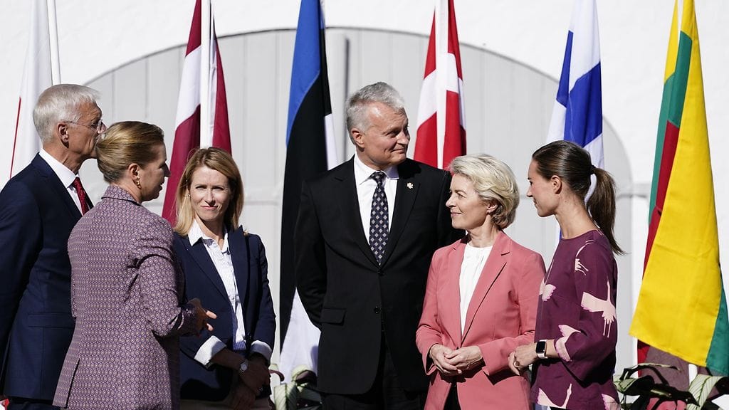 Maat keskustelevat kokouksessa keinoista korvata nopeasti venäläinen fossiilinen energia