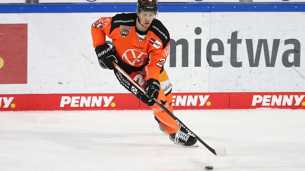 Jonas Enlund palaa Suomeen.