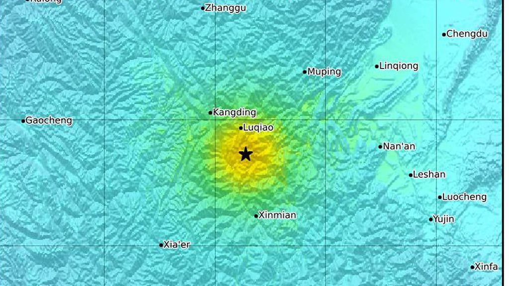 Järistyksen, jonka voimakkuus oli 6,6, keskus sijaitsi reilun 40 kilometrin päässä Kangdingin kaupungista Sichuanin maakunnassa.