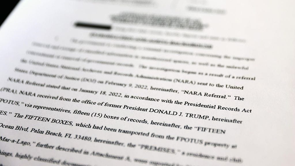 Ote ex-presidentti Donald Trumpin kotietsintäluvasta.