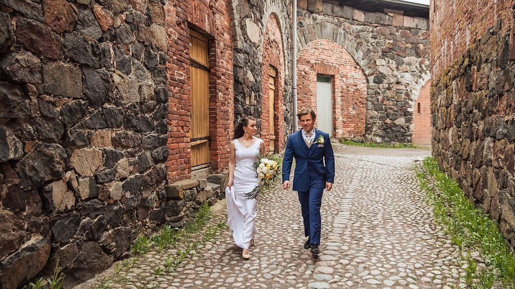 Twitter-kansa on jälleen heittänyt ilmoille mielipiteensä ja mietteensä uudesta Ensitreffit alttarilla -jaksosta.