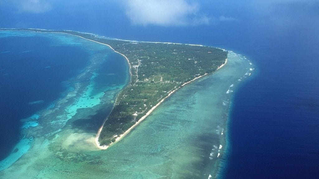 Pariskuntaa syytetään muun muassa rahanpesusta ja lahjonnasta. Kuvituskuvaa Marshallinsaarilta.