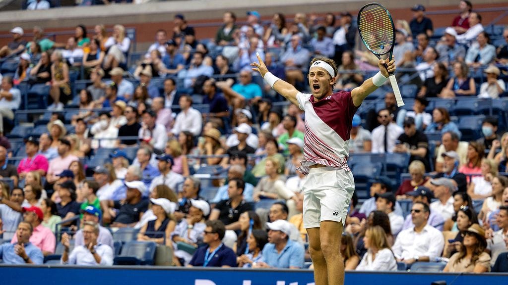 Casper Ruud tuulettaa finaalipaikkaa.