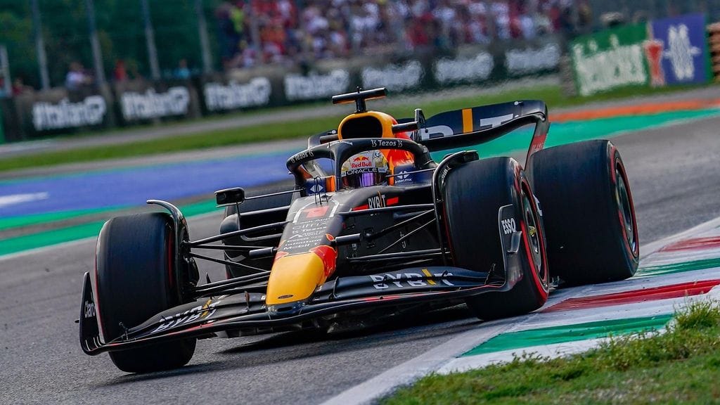 Max Verstappen oli 3. harjoitusten nopein.