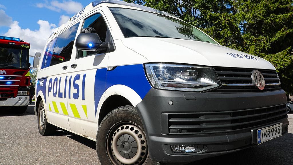 Poliisilla on ollut kiivas takaa-ajotilanne Liperin Viinijärven ja Outokummun alueella Pohjois-Karjalassa, Itä-Suomen poliisi kertoo. Kuvituskuva.