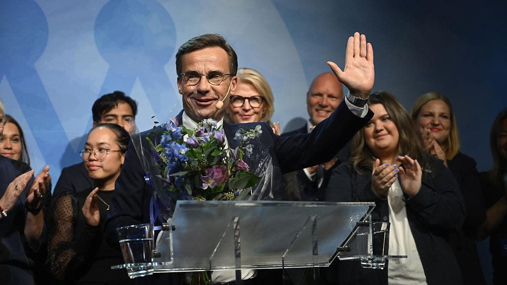 Maltillisen kokoomuksen Ulf Kristerssonin uskotaan nousevan Ruotsin seuraavaksi pääministeriksi. AOP