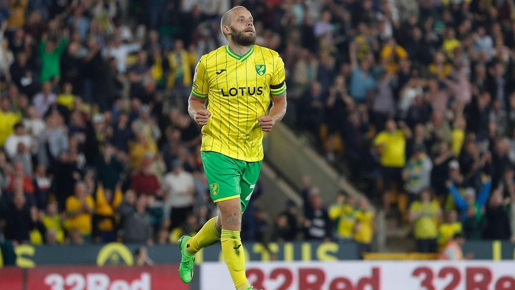 Teemu Pukki teki kaksi maalia Bristol Cityn verkkoon.