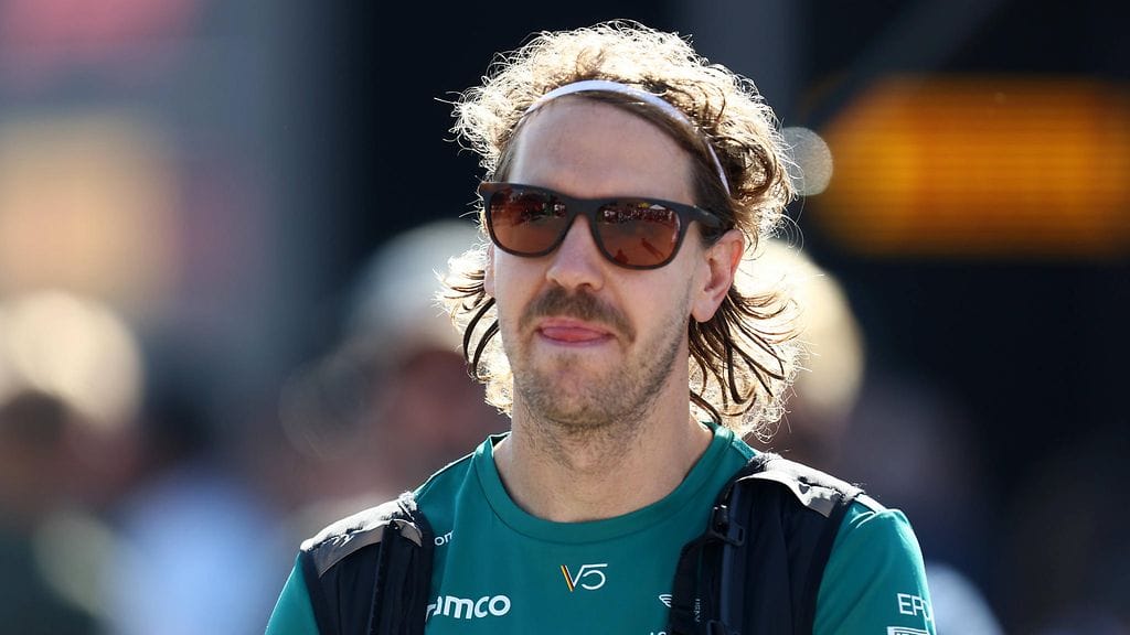 Sebastian Vettel ei pitänyt Italian GP:n alla radan yli lentäneistä lentokoneista.