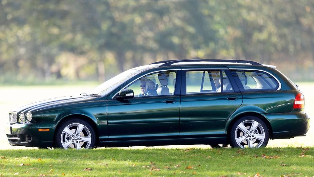 aop kuningatar elisabet ii auto (2)