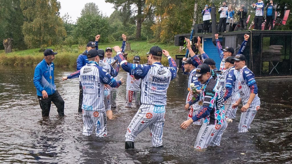 Vimpelin Veto voitti pesäpallon Suomen mestaruuden.