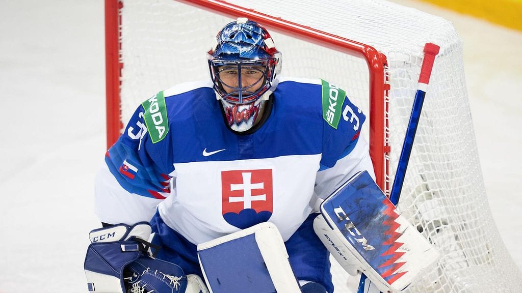 Slovakialaismaalivahti Julius Hudacek siirtyy KHL:n Barys Nur-Sultaniin.