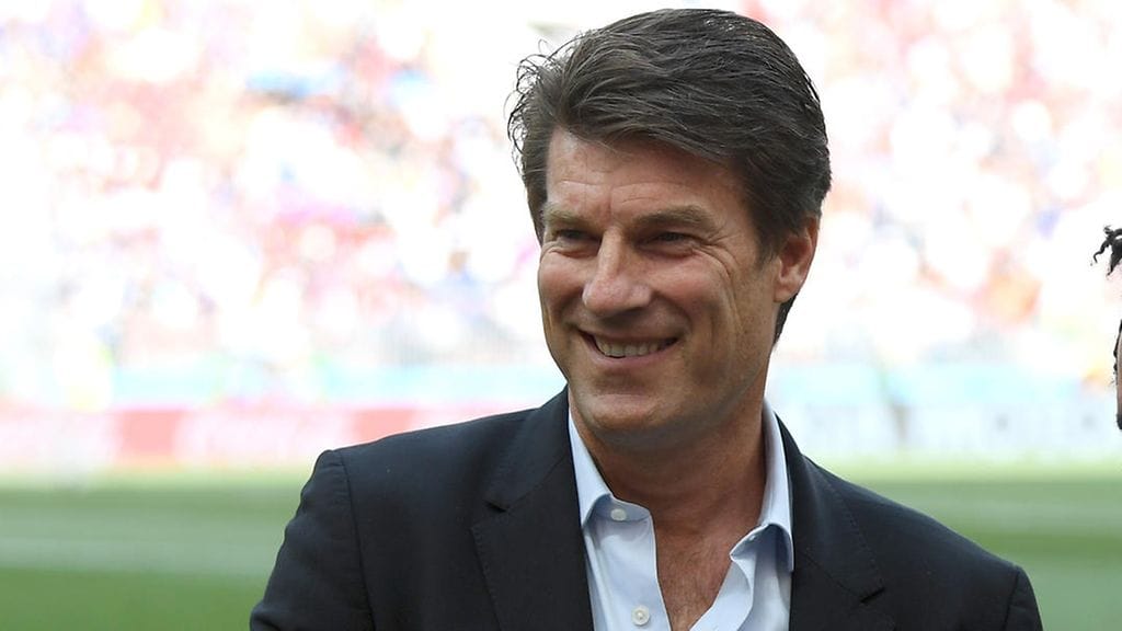Brian Laudrup lähti Dubain mainosmannekiiniksi ja sai potkut jalkapalloasiantuntijan tehtävästään.