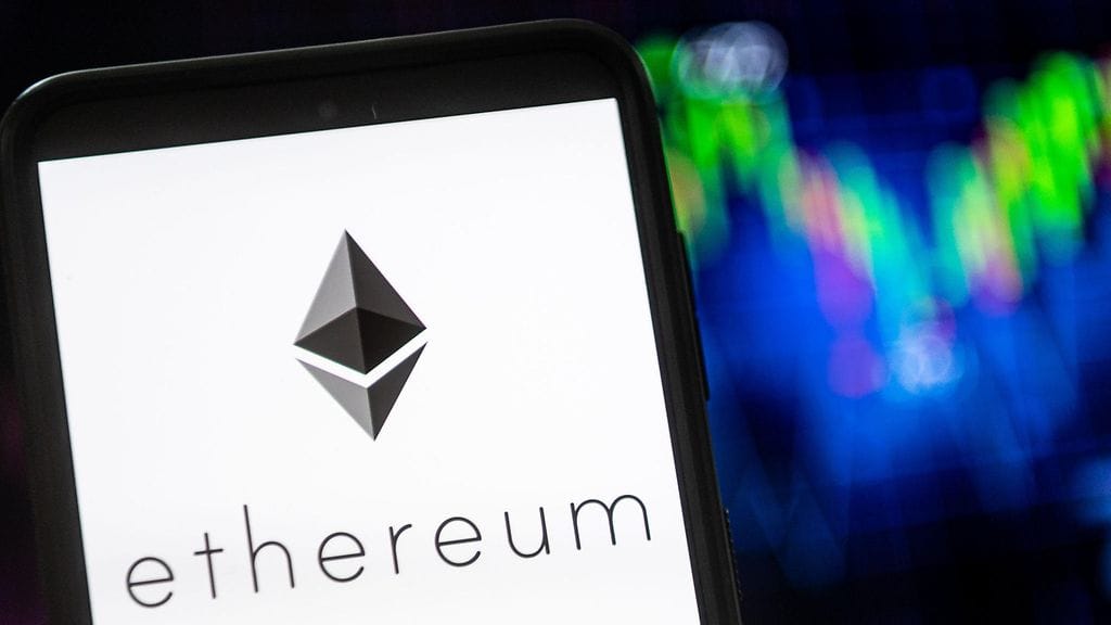 Kryptovaluutan louhinnan heikkous on aina ollut runsas sähkönkulutus. Ethereumin muutoksen myötä 90 terawattitunnin vuosittainen sähkönkulutus tippui lähes nollaan.