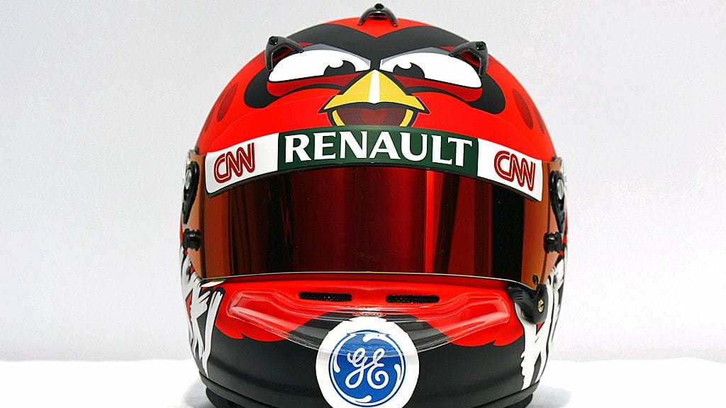 Kovalaisen uusi Angry Birds -kypärä